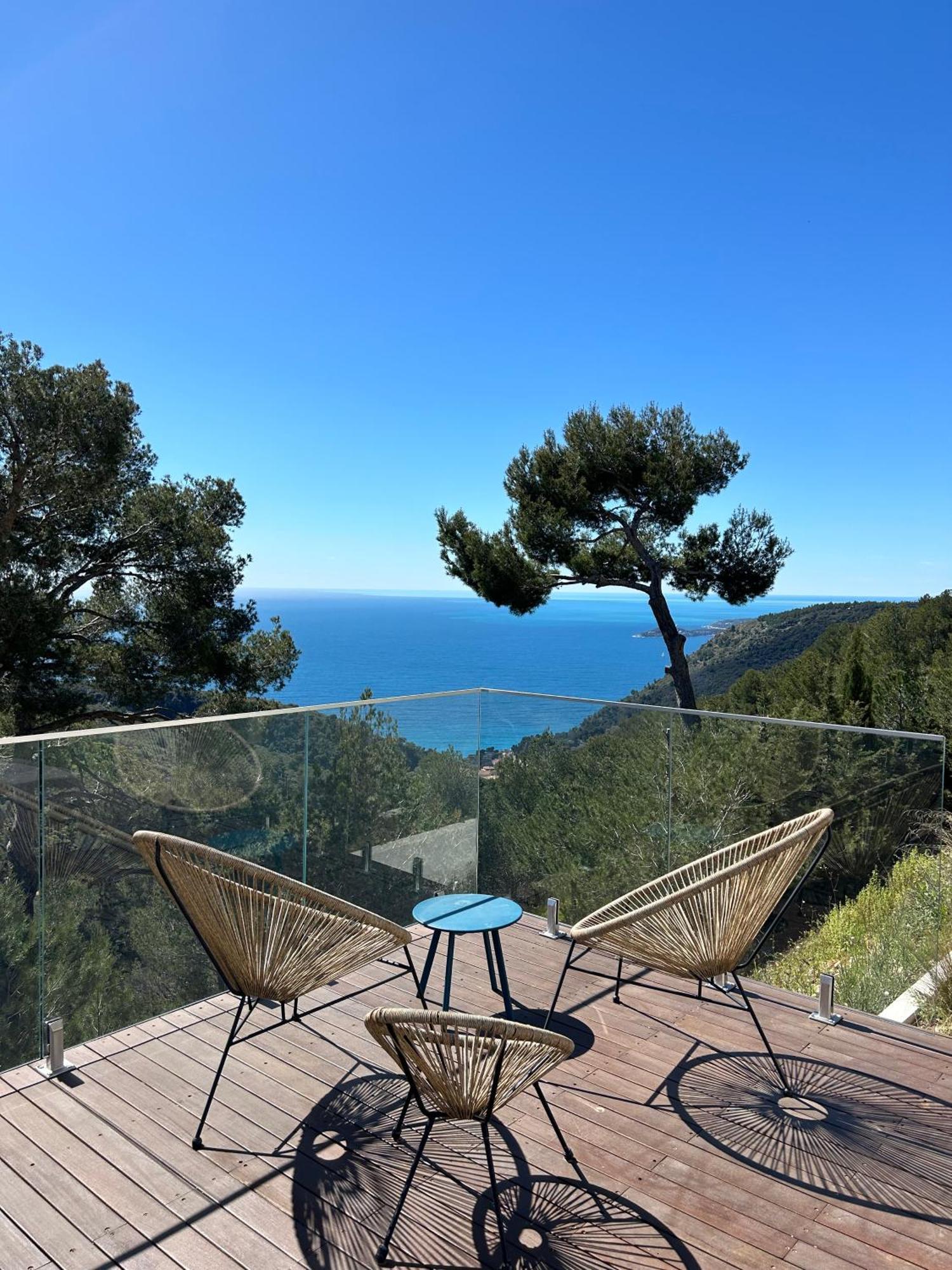 Eze - Appartement Dans Bas De Villa Avec Piscine Pres De Monaco Εξωτερικό φωτογραφία